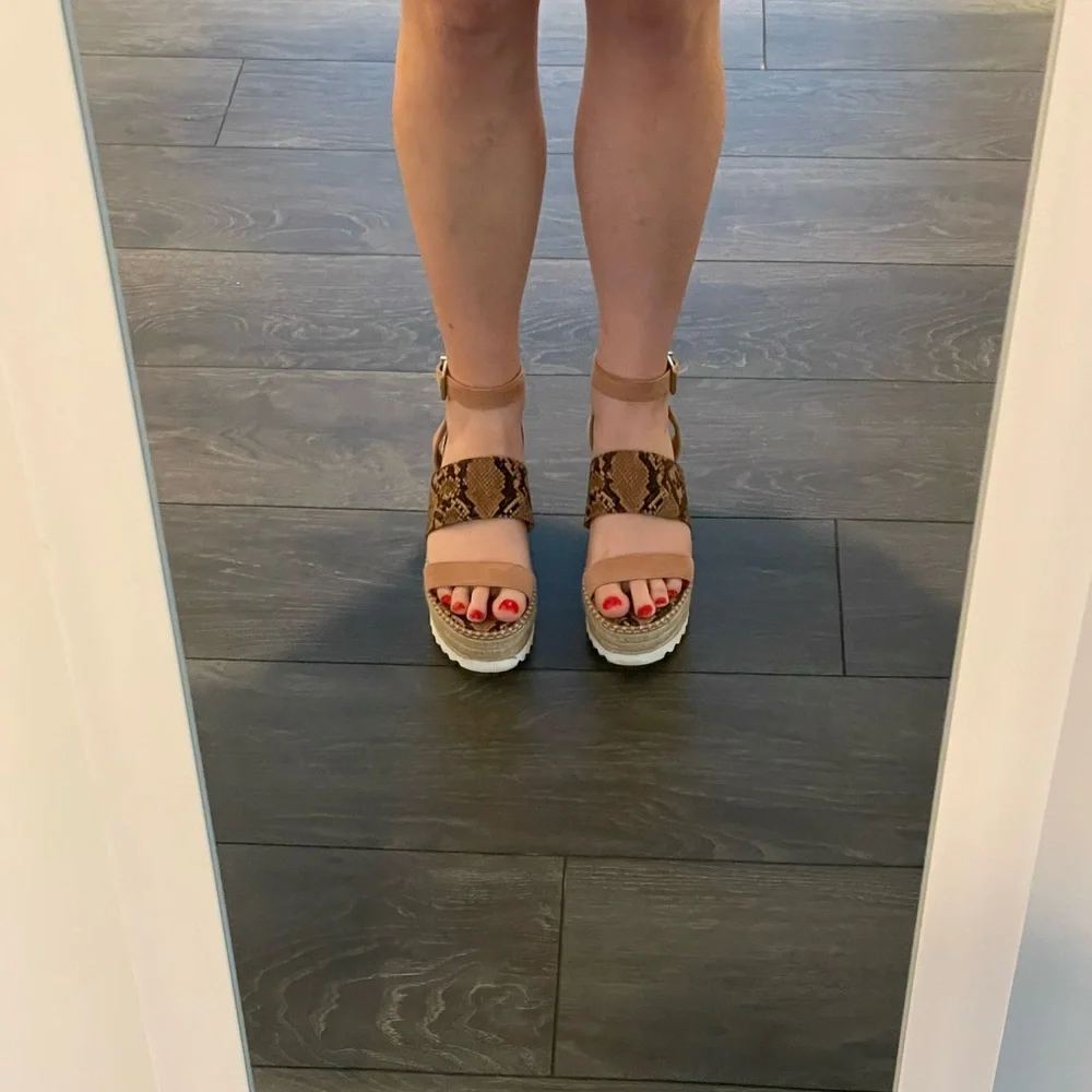 Crown Vintage Wedges - Size 9 - Snake Ankle Strap Platform Espadrille Sandal - Picture 9 of 13